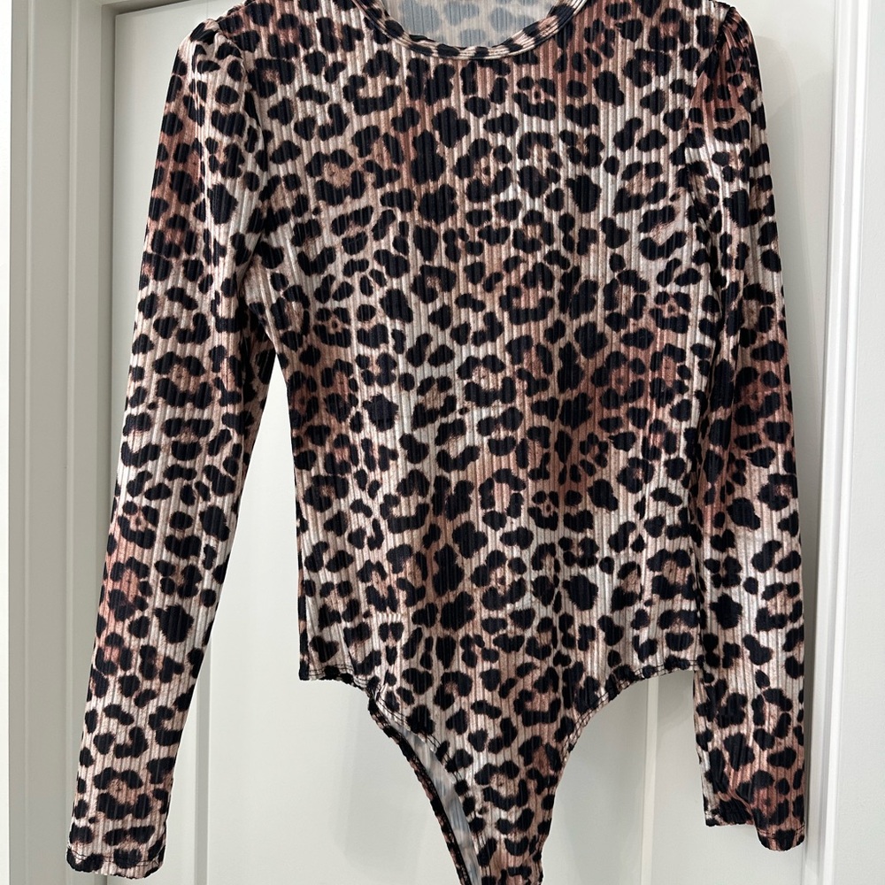 Leopard Print Long Sleeve Bodysuit